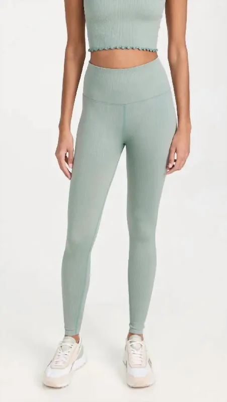 Love Sculpt 7/8 Ruffle Legging In Sage